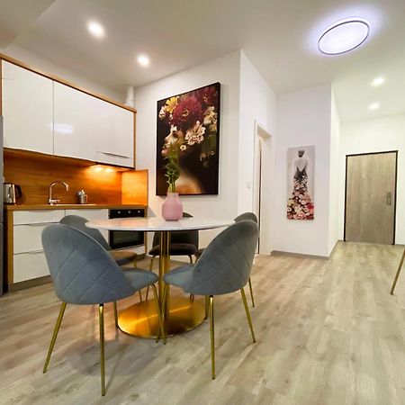 The Maze Apartment Ljubljana Ngoại thất bức ảnh