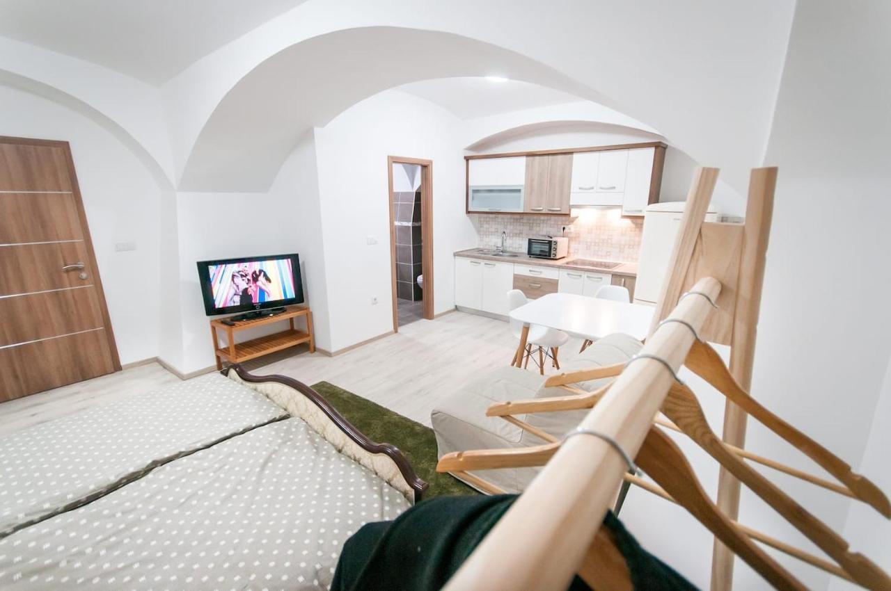 The Maze Apartment Ljubljana Ngoại thất bức ảnh
