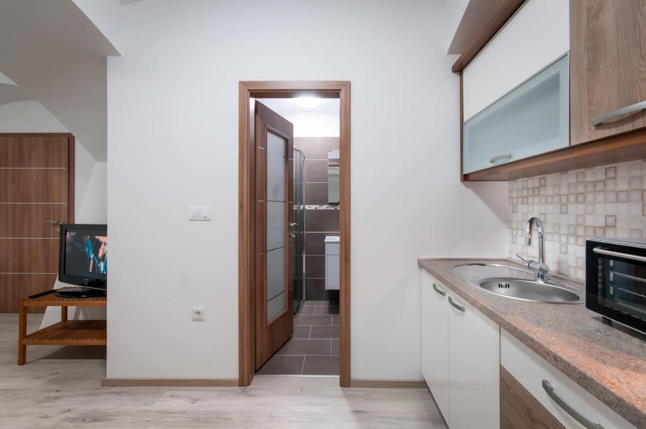 The Maze Apartment Ljubljana Ngoại thất bức ảnh