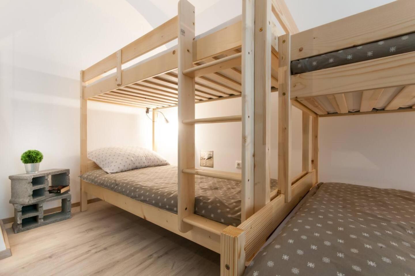 The Maze Apartment Ljubljana Phòng bức ảnh
