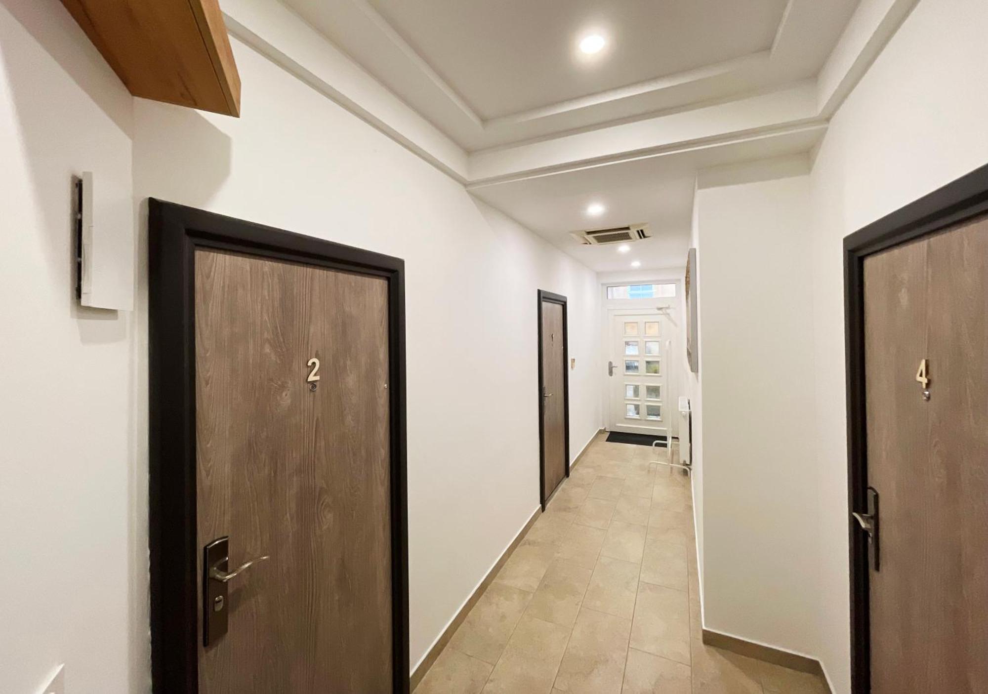 The Maze Apartment Ljubljana Ngoại thất bức ảnh