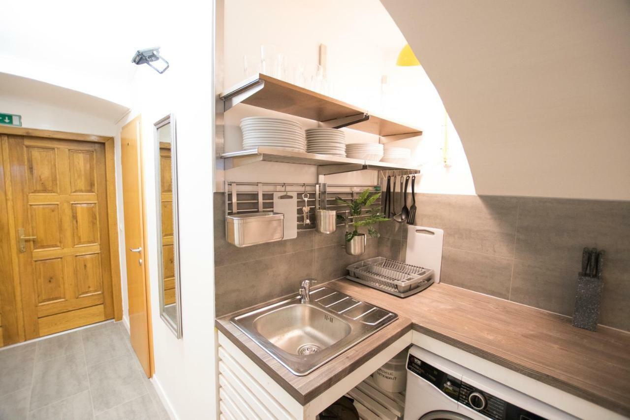 The Maze Apartment Ljubljana Ngoại thất bức ảnh